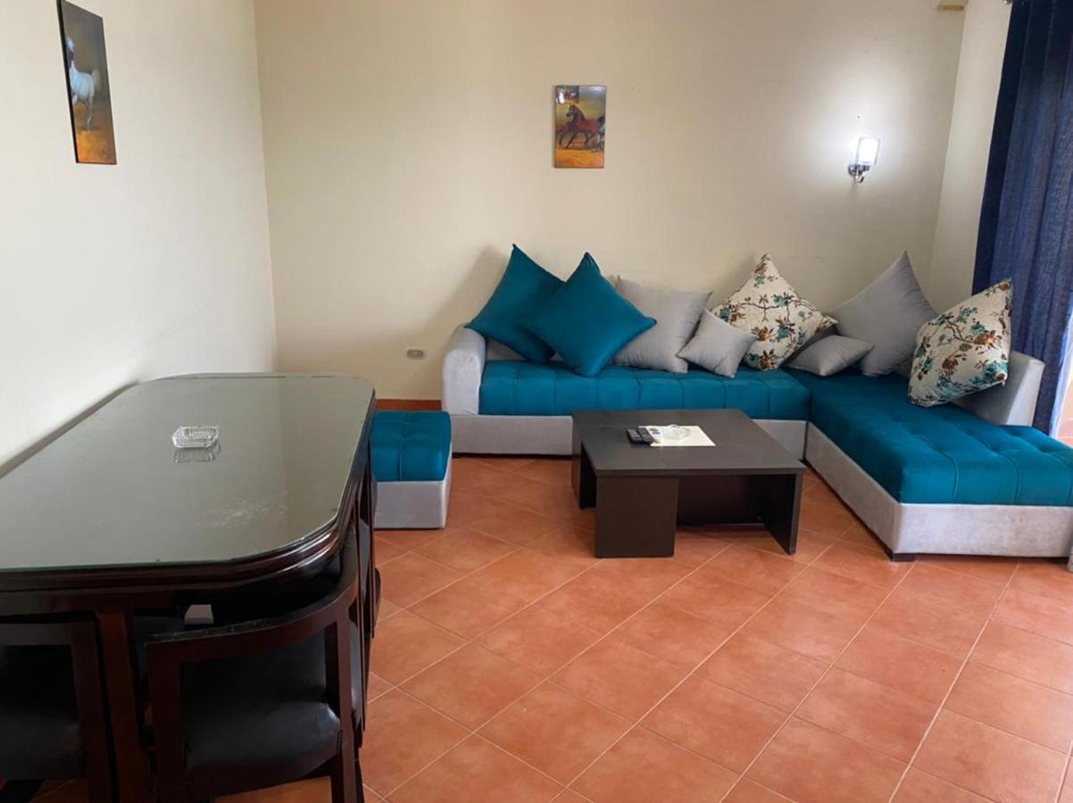 Porto Sokhna Pyramids Apartments With Sea View Families Only Ain Sukhna Esterno foto