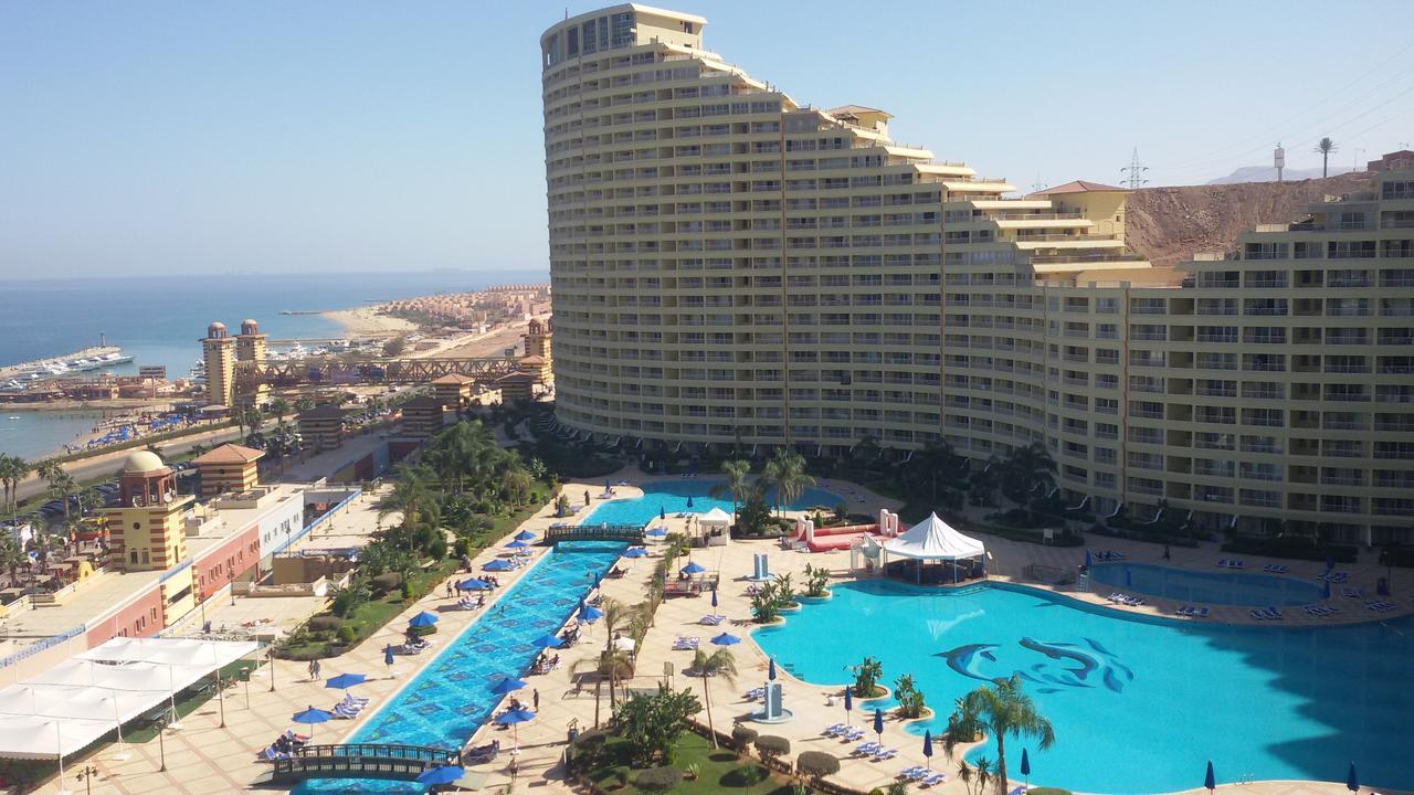 Porto Sokhna Pyramids Apartments With Sea View Families Only Ain Sukhna Esterno foto